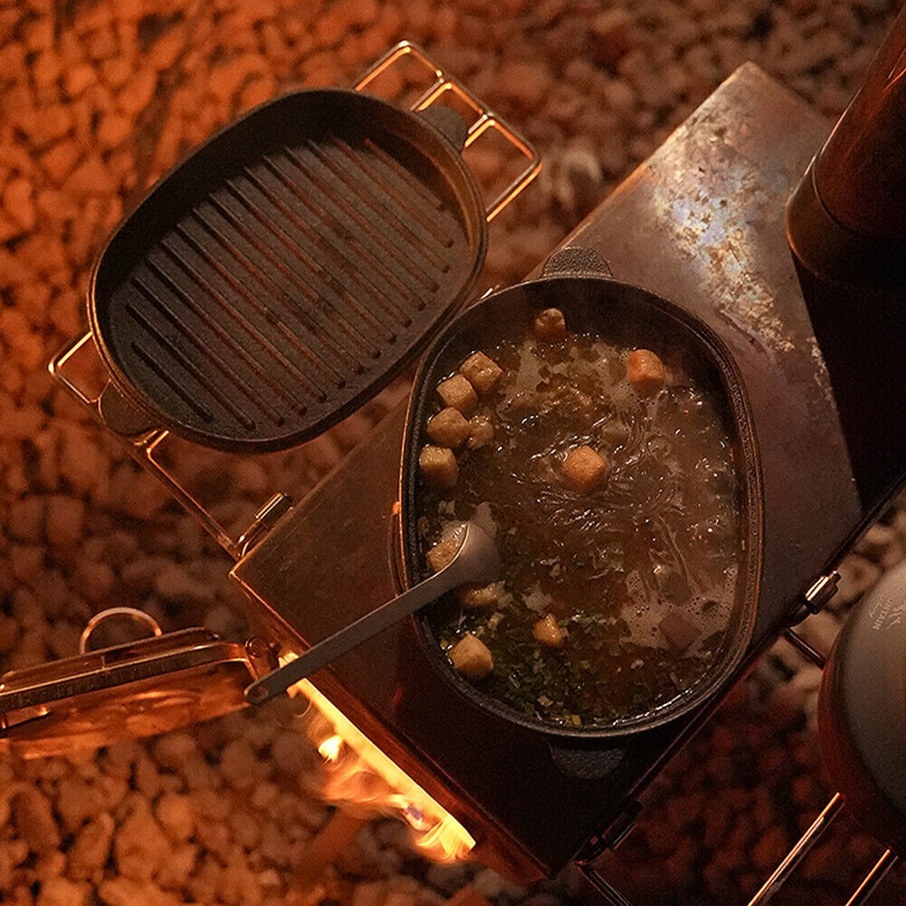 HOMCOM 2-in-1 cast iron Dutch oven and skillet with lid, suitable for stew, frying, and camping cooking, UK style.