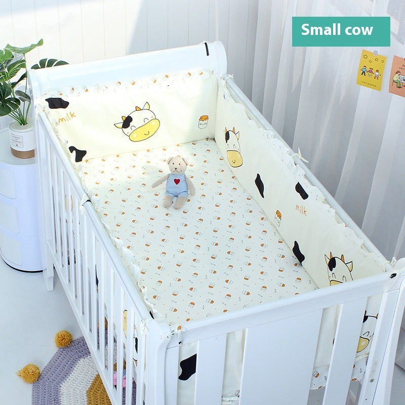 Colorful HOMCOM cartoon children's bedding kit with playful designs, perfect for kids' bedrooms and nurseries.