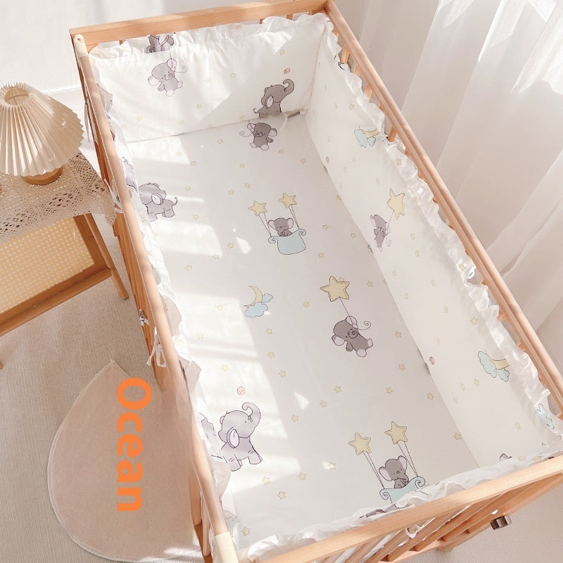 HOMCOM cartoon children's bedding kit with colorful, playful design perfect for kids' bedrooms.