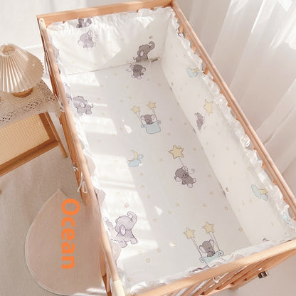 HOMCOM cartoon children's bedding kit with colorful, playful design perfect for kids' bedrooms.