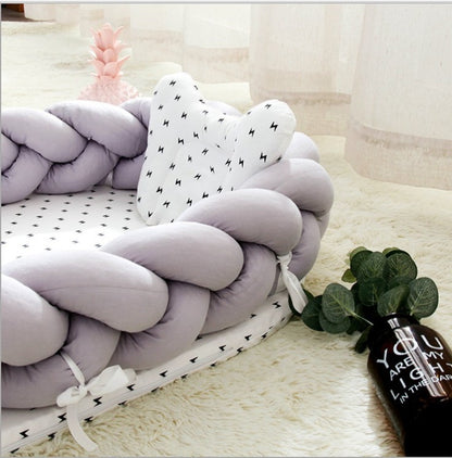 Portable cotton crib by HOMCOM with soft white fabric and sturdy frame, ideal for easy mobility and comfortable sleeping space.