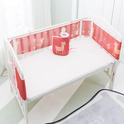 HOMCOM 3D Sandwich Mesh breathable universal baby anti-collision bed surround protects infants from bumps and falls.