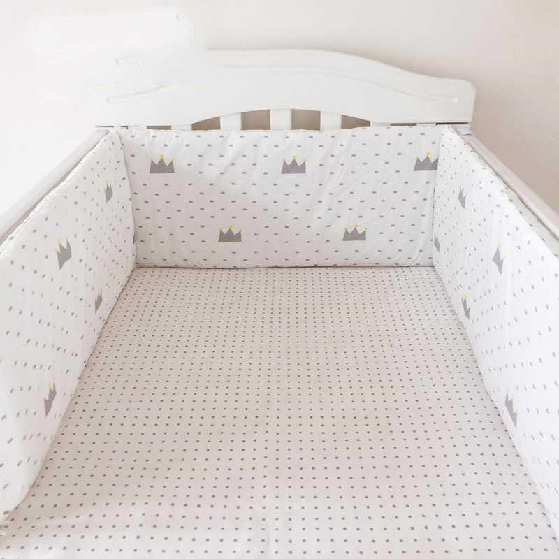 Children's bedding set with baby bed, one-piece design, pure cotton fabric, removable guardrail, and bed curtain by HOMCOM.