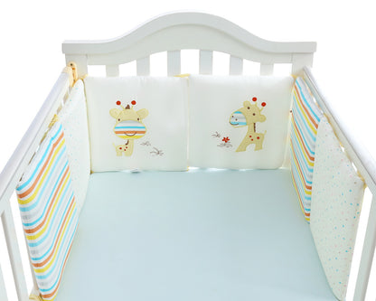 HOMCOM baby bedding set with colorful surrounding bed for children, featuring multiple style options and soft fabric for comfort.