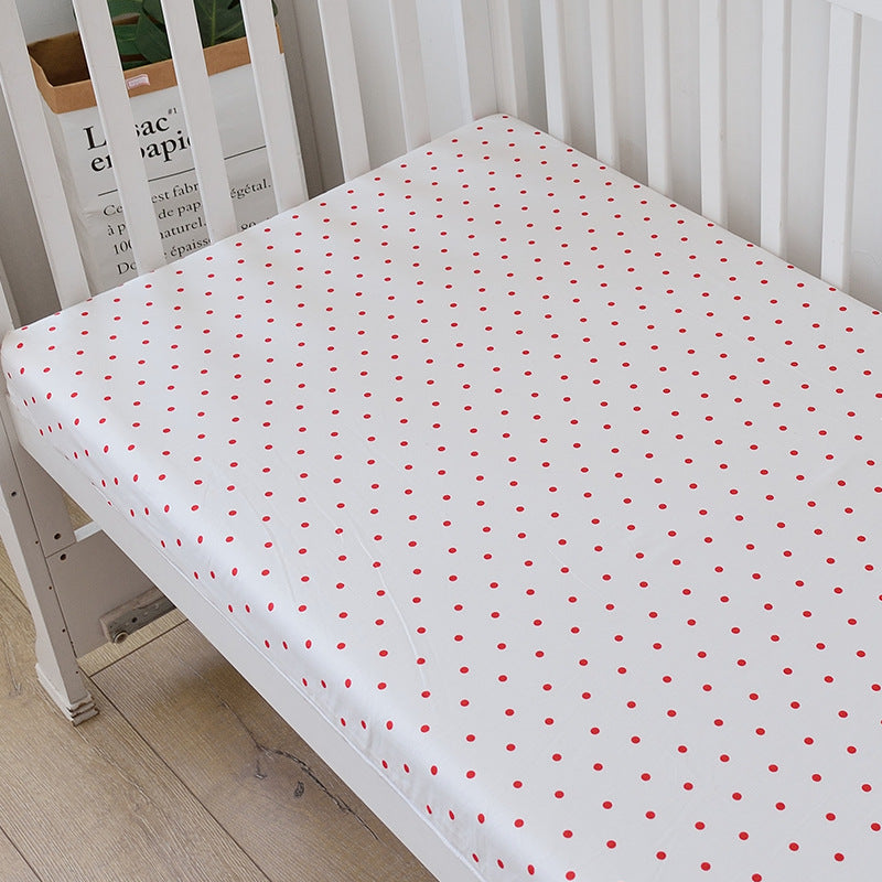 HOMCOM non-slip bed cover spread smoothly over a bed, featuring a textured, secure surface to prevent slipping and enhance comfort.