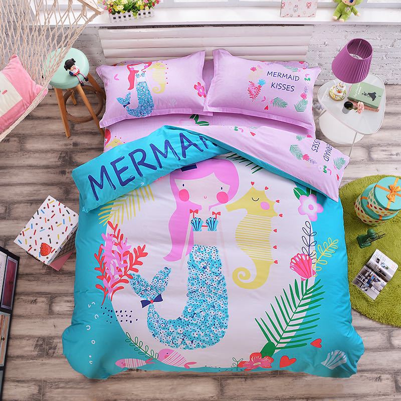 Colorful cotton cartoon bedding set by HOMCOM featuring playful character designs and soft, comfortable fabric for kids.