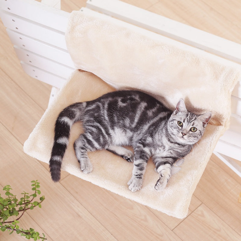 HOMCOM cat bed hammock with soft fabric and cozy design, ideal for relaxing and sleeping comfortably.