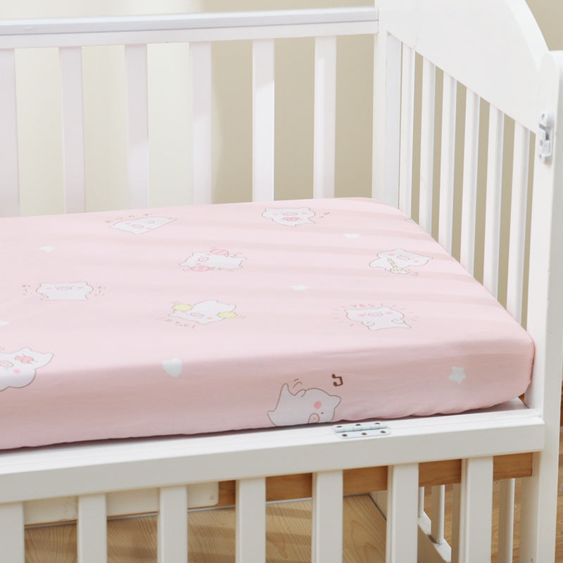 HOMCOM cotton baby bed sheet with colorful cartoon design on a child's bed, soft bedding for infants and toddlers