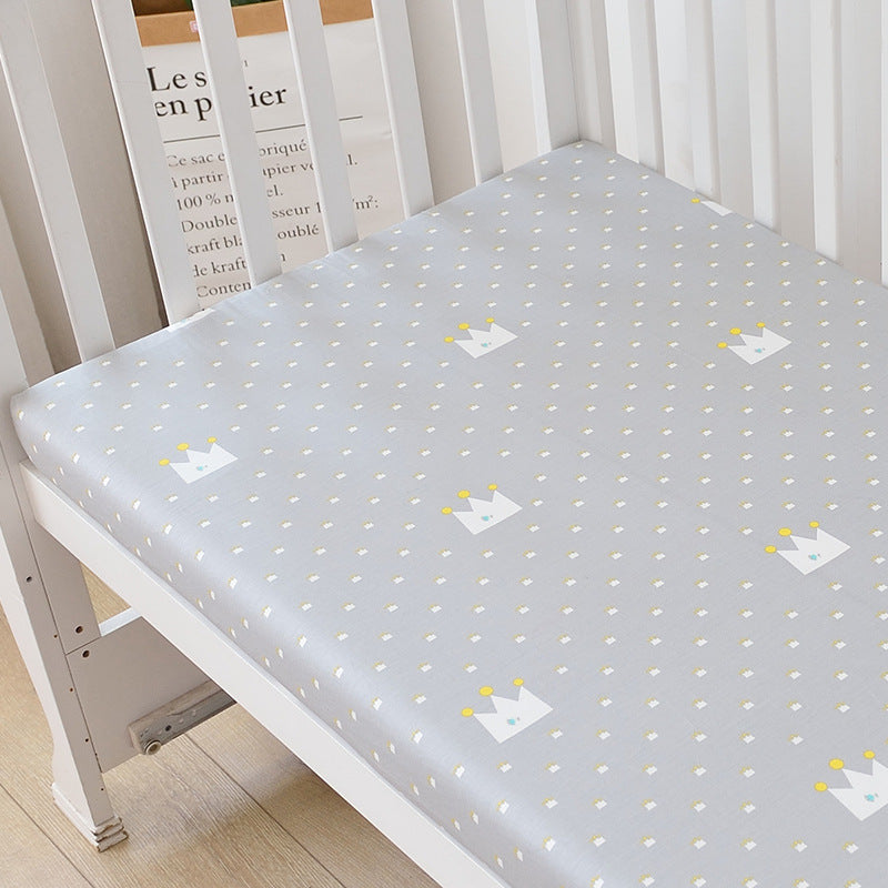 HOMCOM non-slip bed cover with textured surface, designed to stay securely in place on the mattress for a comfortable sleep.