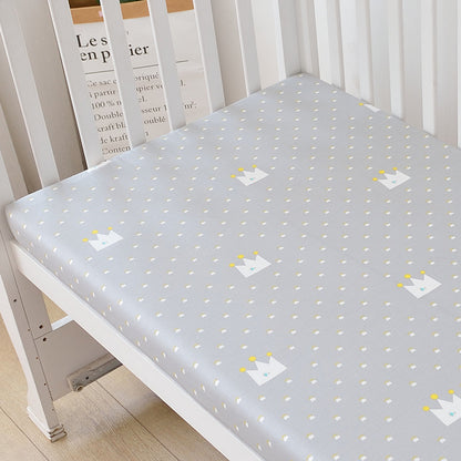 HOMCOM non-slip bed cover with textured surface, designed to stay securely in place on the mattress for a comfortable sleep.