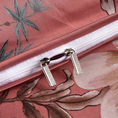 HOMCOM double-sided silky cotton duvet cover bedding with smooth, luxurious fabric and elegant design, perfect for a cozy bedroom.