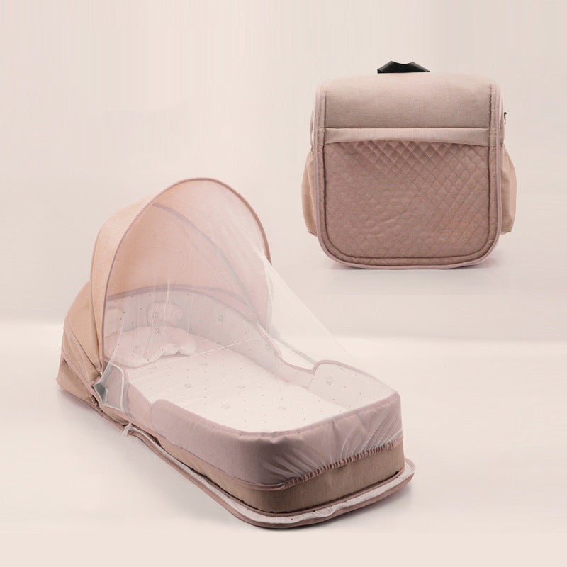 HOMCOM baby bed in bed for newborns, portable folding baby bed with soft fabric and secure sides for comfortable sleep.