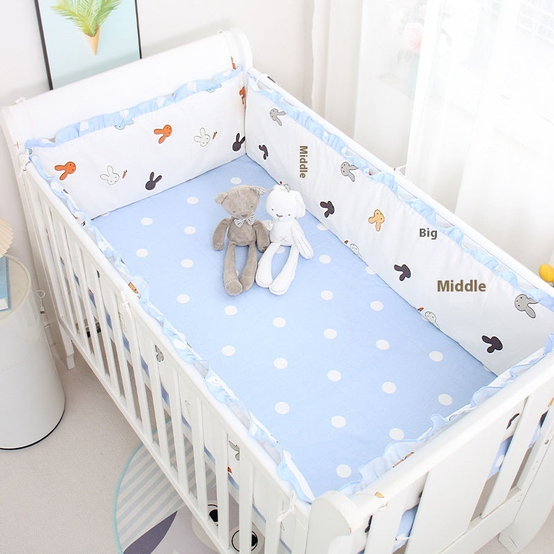 Colorful HOMCOM cartoon children's bedding kit with playful designs, suitable for kids' bedrooms and sleep spaces.