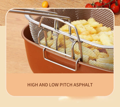 HOMCOM 24cm square non-stick kitchen fryer with basket and pot for frying potatoes and cooking snacks.