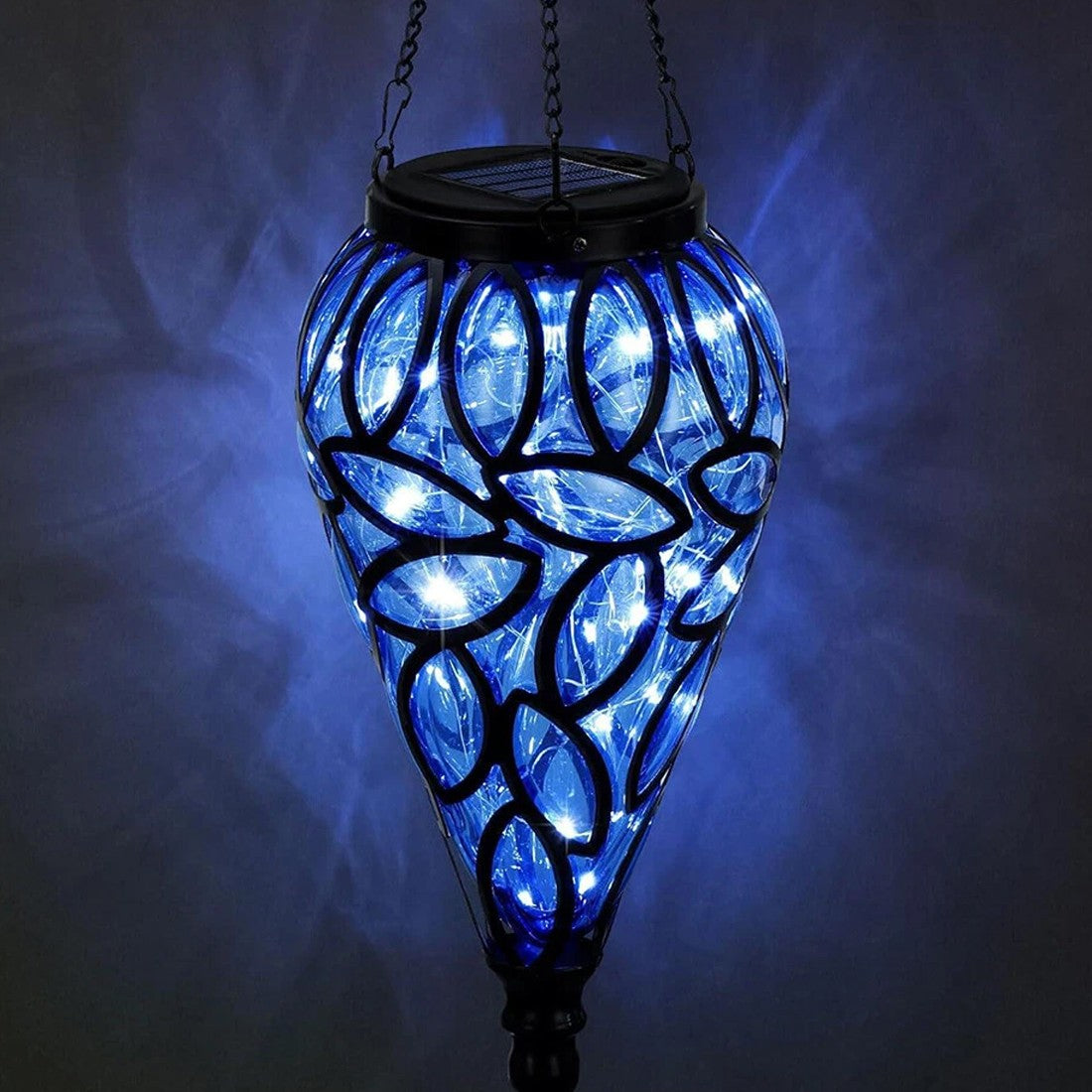 HOMCOM outdoor garden solar-powered LED lantern hanging yard decoration lamp with a classic design and warm light.