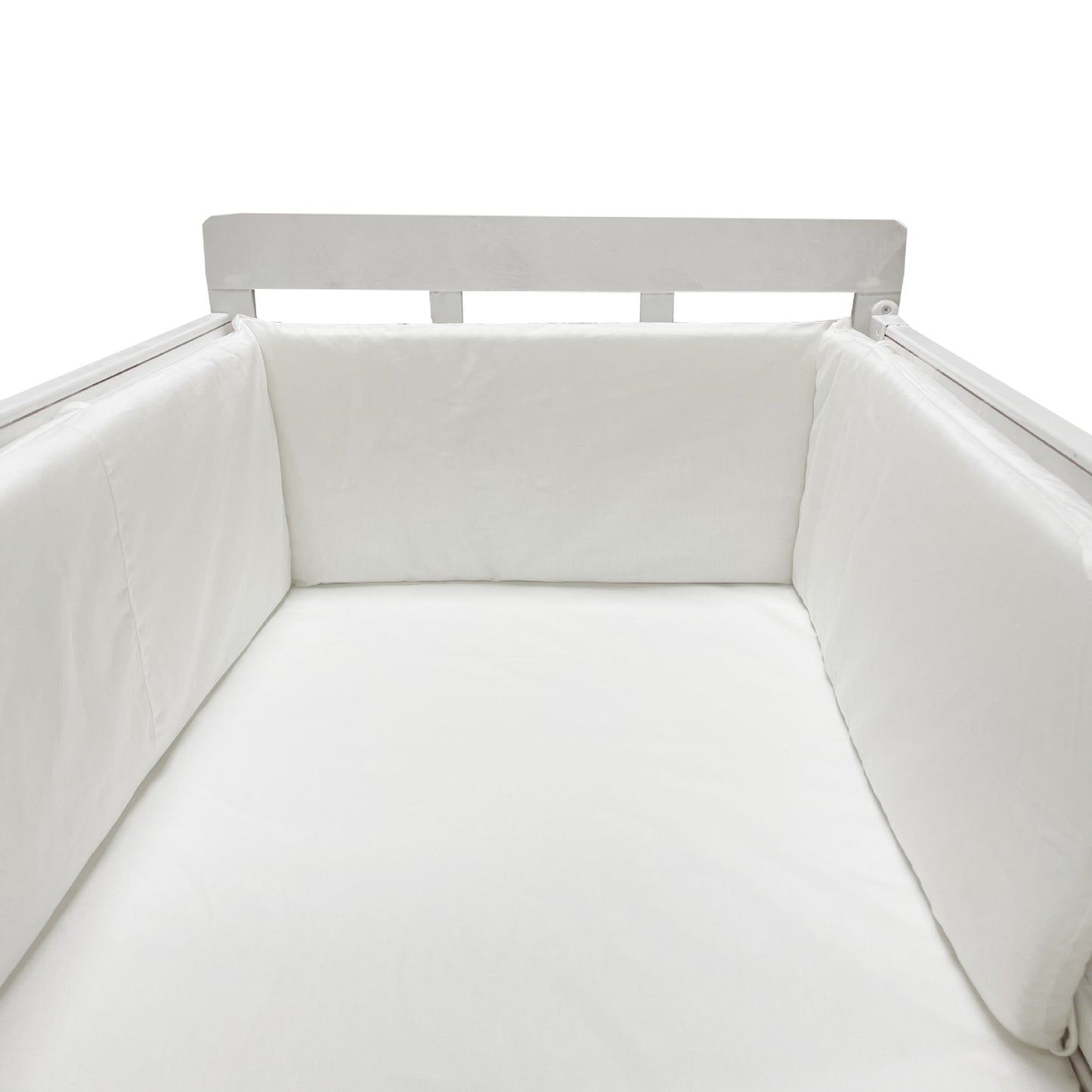 Eprolo baby bed rail guard made of soft cotton, designed to prevent falls and keep infants safe in their crib.