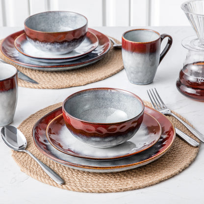 Starry dinner set by Livoshop with 16/32/48 pieces featuring dinner plates, dessert plates, bowls, and mugs with kiln-change glaze.