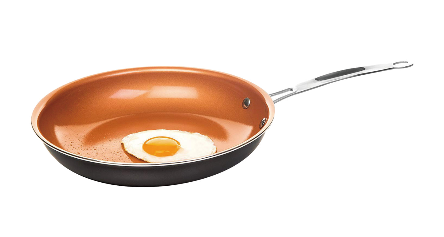 Avilo Cera Titanware pan with lid, non-stick cookware in black, showing the pan's interior and lid on a white surface.