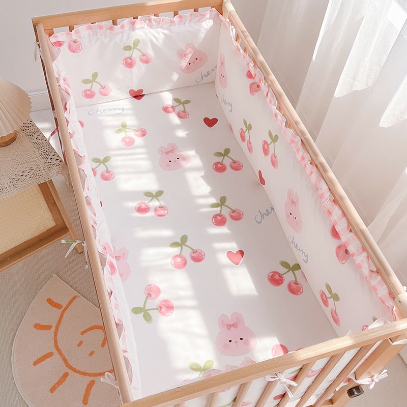 HOMCOM cartoon children's bedding kit featuring colorful, playful designs perfect for kids' bedrooms.