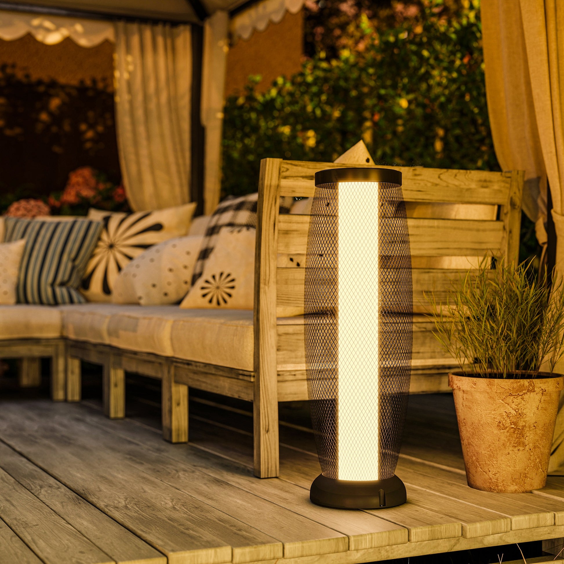 HOMCOM garden solar lamp, 71.5 cm tall metal floor light with wire shade, auto on/off LED, black outdoor pathway and porch lighting