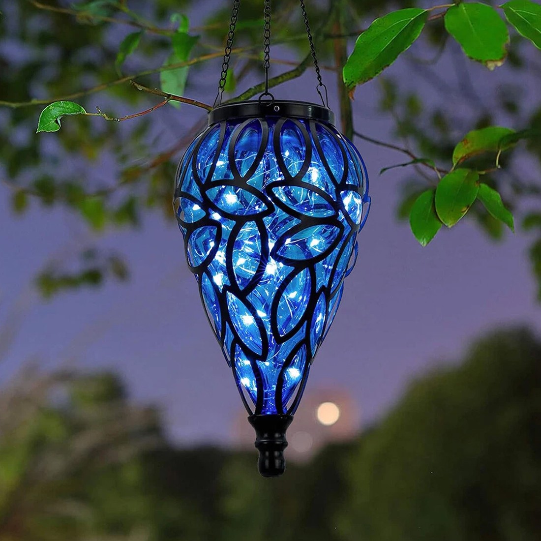 HOMCOM outdoor solar-powered LED lantern hanging yard decoration lamp with a classic design and warm light glow.