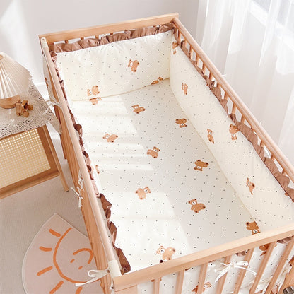 HOMCOM cartoon children's bedding kit with colorful playful design, perfect for kids' bedrooms and nurseries.