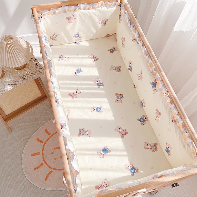HOMCOM cartoon children's bedding kit with colorful, playful designs for kids' bedrooms, featuring soft, cozy fabric for comfort
