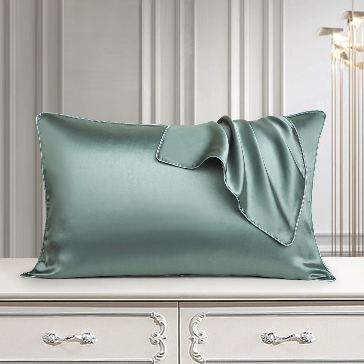 Purple eprolo pure silk pillowcase, one side Mullberry silk, designed for hair and skin care, featuring a smooth, luxurious fabric.