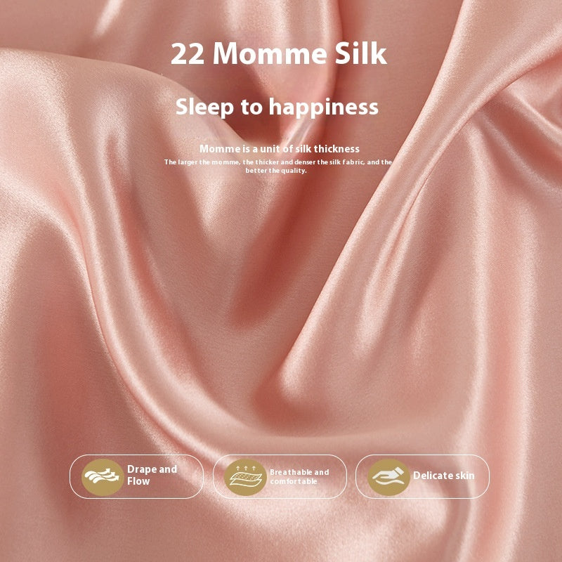 Champagne-colored HOMCOM single mulberry silk pillowcase with zipper, 22M size, soft and smooth bedding accessory.