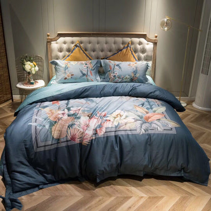 HOMCOM long staple cotton sateen bedding set of four pieces, featuring smooth, luxurious fabric in a 200x230cm size.