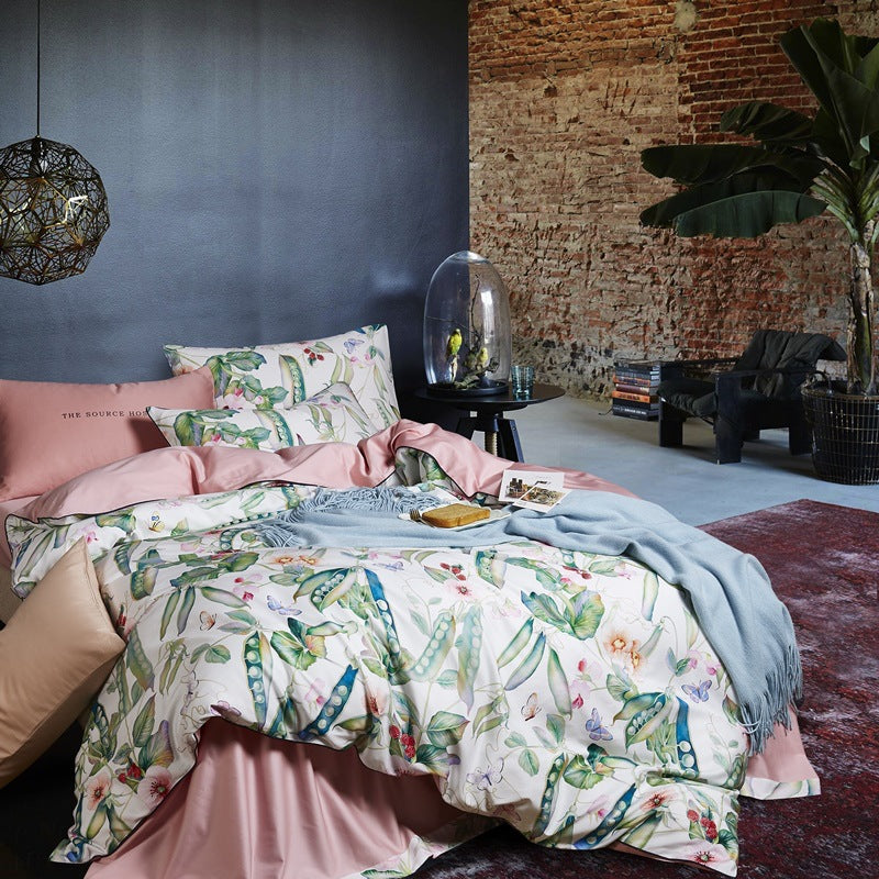 American style HOMCOM four-piece cotton bed set with a sleek design, including headboard and matching bedding in the image.
