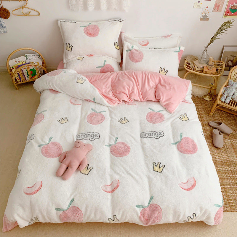 HOMCOM thick and warm snow fleece four-piece cartoon bedding set with cozy fleece material and colorful snow-themed designs.