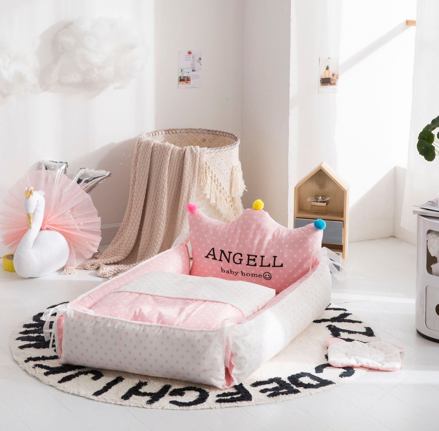 Blue HOMCOM portable crib with adjustable, detachable, washable design for neonatal and middle bed use with bionic features.