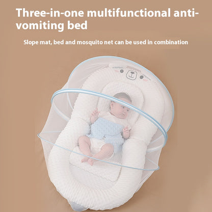 Homcom newborn baby suit with bionic bed, portable and movable, featuring a cute bear design for comfort and ease of use.