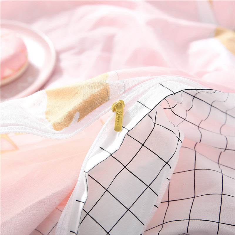 Grey HOMCOM four-piece cotton bedding set, including duvet cover and pillowcases, shown on a neatly made bed.