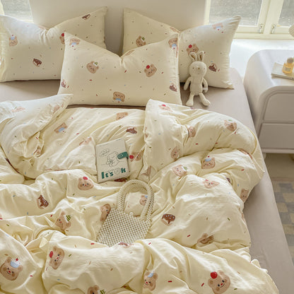 HOMCOM Class A maternal and infant-grade wrinkled cotton four-piece bedding set for babies and infants.