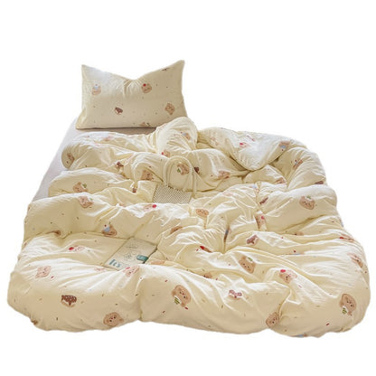 HOMCOM Class A maternal and infant-grade wrinkled cotton four-piece bedding set with soft, breathable fabric for babies.