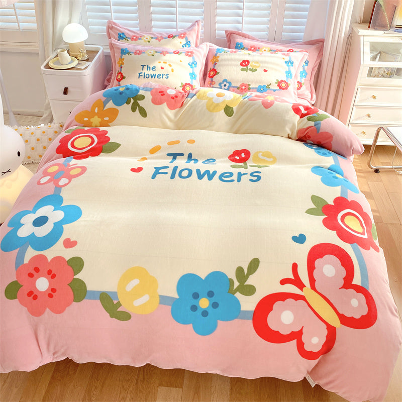 HOMCOM cartoon milk velvet bedding set of four with cute dinosaur design on a 1.5m bed sheet. Soft, colorful, and cozy bedding.