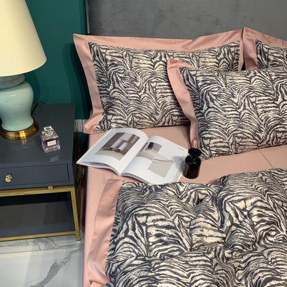 HOMCOM long-staple cotton digital printing four-piece bedding set in summer green, featuring detailed fabric and vibrant design.