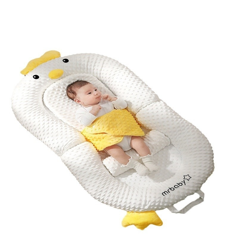 HOMCOM Bed In Bed newborn baby sleeping slope mattress with soft incline and cozy fabric for safe infant sleep.