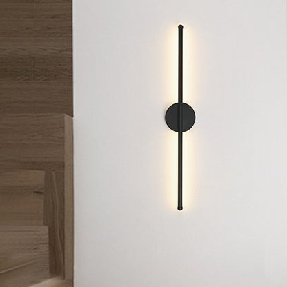 Dimmable LED wall light by HOMCOM, modern long strip indoor and outdoor sconce with sleek design and adjustable brightness.